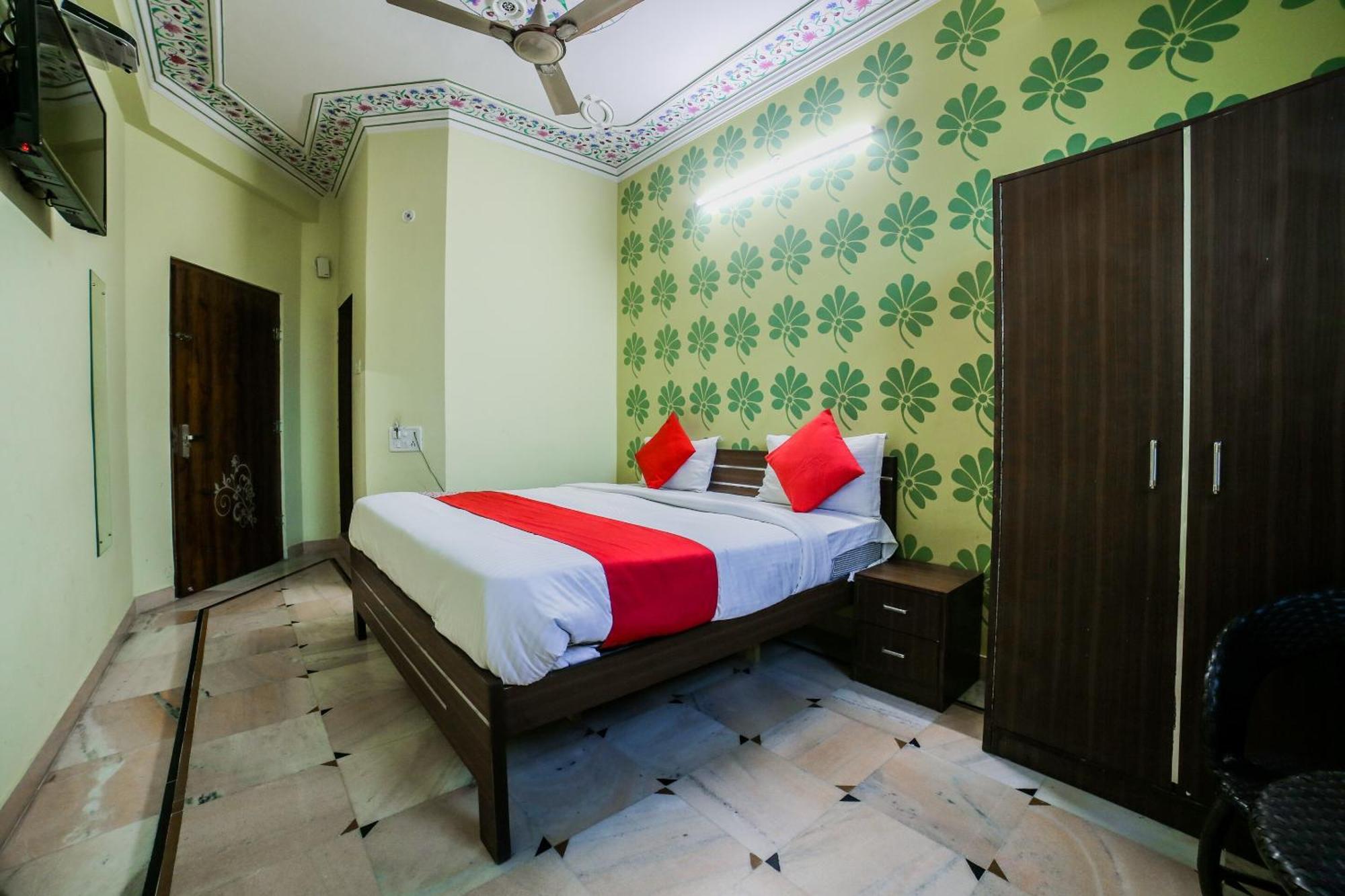 Collection O 36316 Hotel White Palace ชัยปุระ ภายนอก รูปภาพ